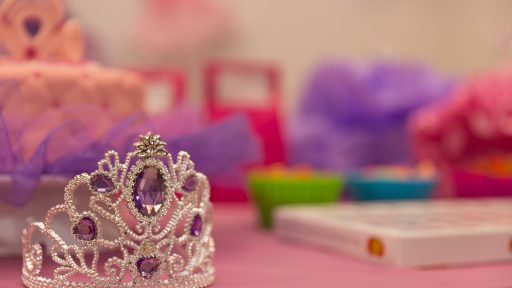 Her Kadın Prenses mi Doğar?